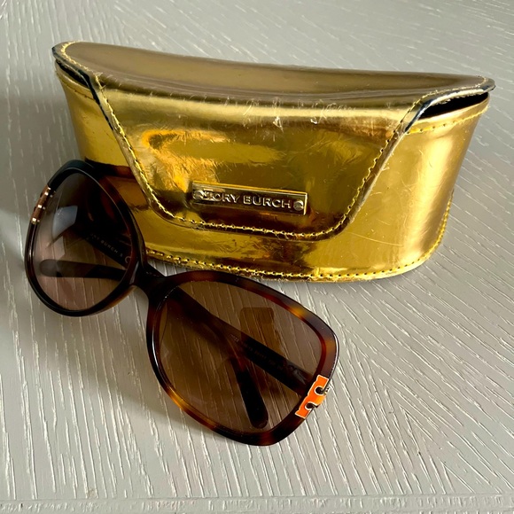 Tory Burch shades and case - Picture 2 of 4